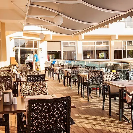 Tui Blue Grand Azur Hotell