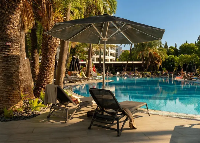 Tui Blue Grand Azur Hotel